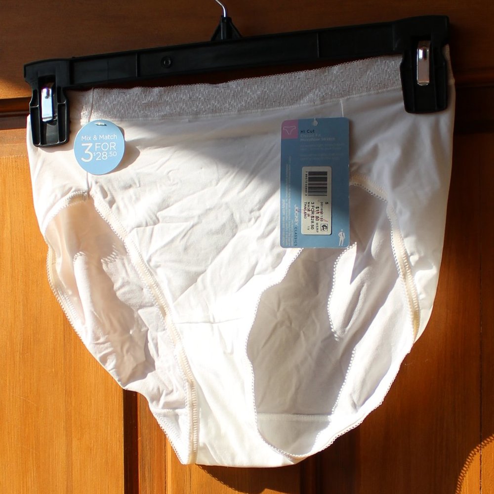 NWT Hi-cut panties
